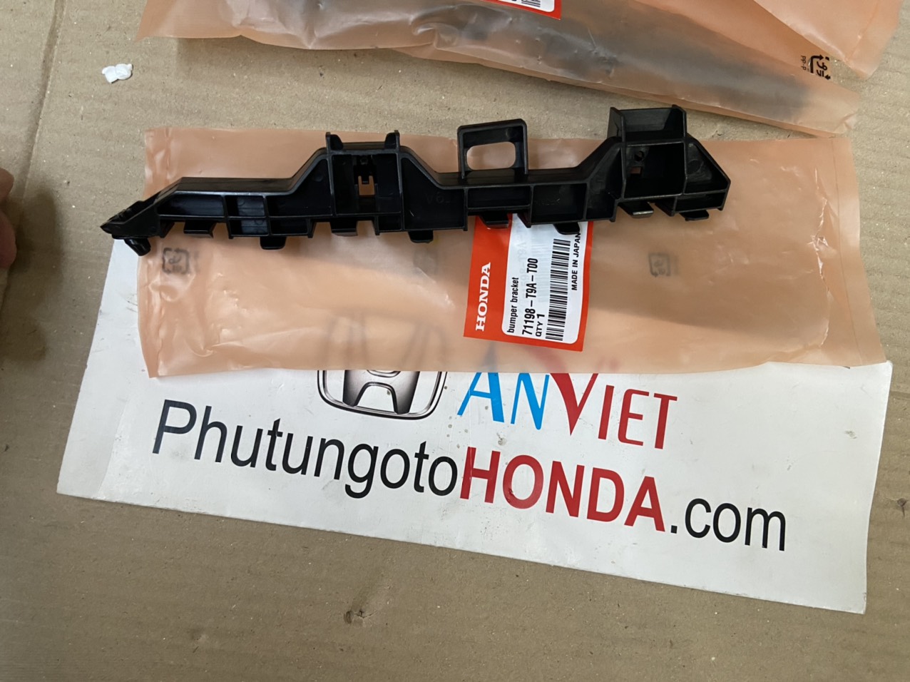 Cá cài ba đờ sốc trước miếng ngắn xe Honda CITY